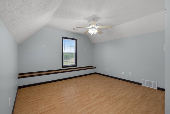 Building Photo - 463 David Reed Dr