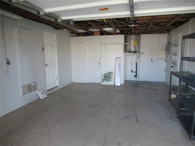 Building Photo - 3110 Rock Valley Dr