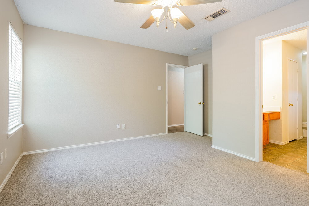Building Photo - 10648 Towerwood Dr