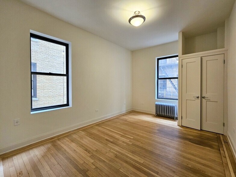 Building Photo - 652 W 163rd St