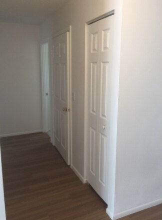 hall to linen, laundry & bath ! - 1916 Marcia St
