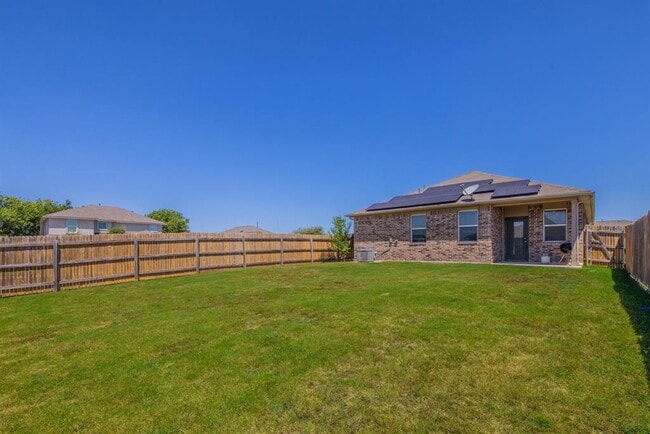 Building Photo - 225 Baum Dr