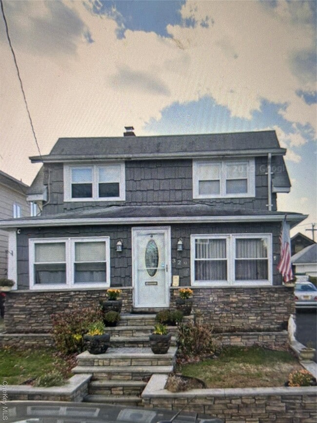 Primary Photo - 329 Hamilton Ave