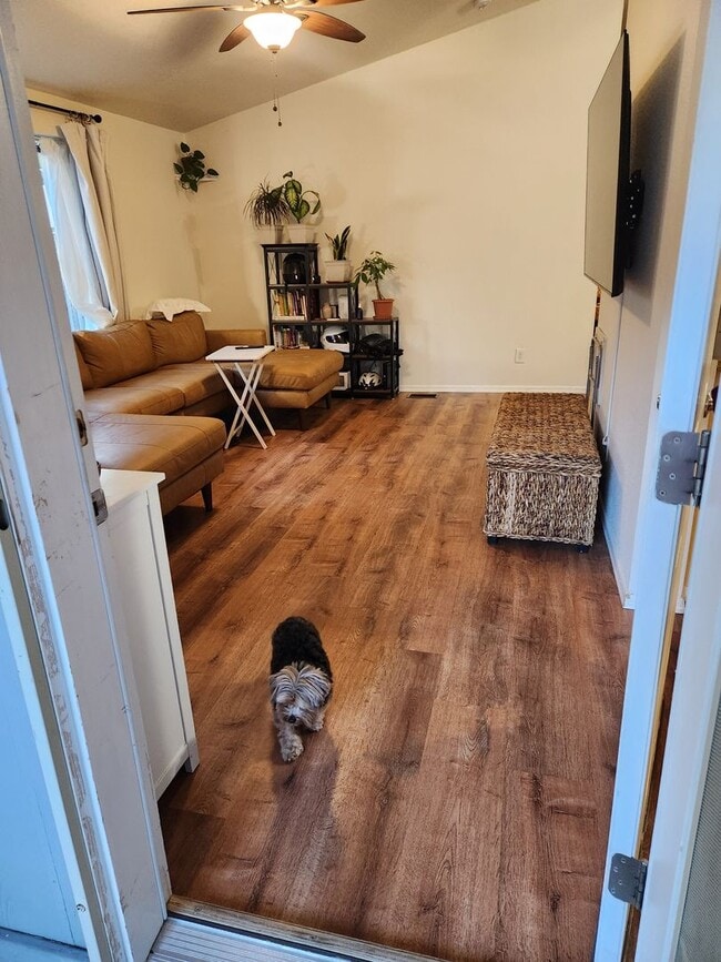 Building Photo - Available NOW! Home in Christmas Tree estates