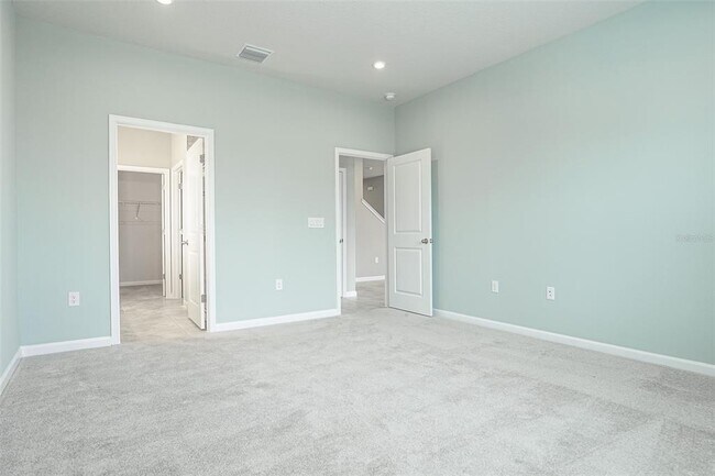 Building Photo - 1892 Basenji Dr