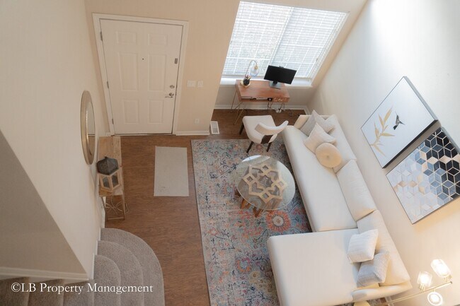 Building Photo - 4780 N Foxtail Dr