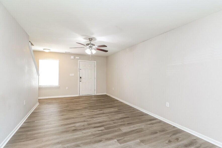 Building Photo - 4234 Grant Martin Dr