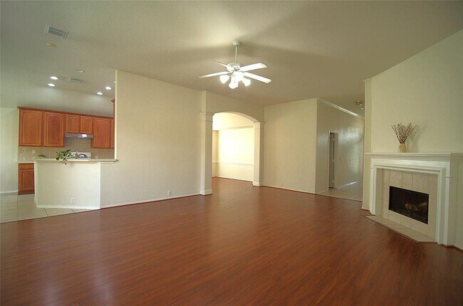 Building Photo - 20527 Spur Branch Ln