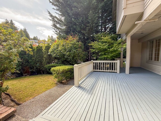 Building Photo - 4bd/3.25ba Seattle House