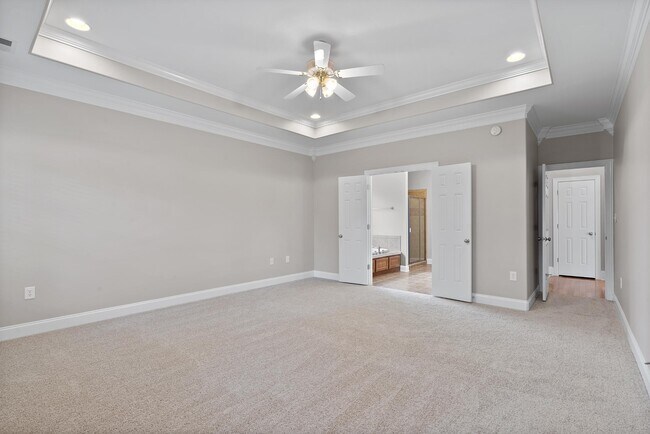 Building Photo - 3116 Tenker Creek Ln SE