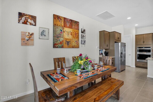 Building Photo - 866 W Flatiron Trl