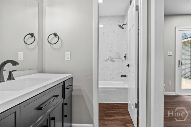 Building Photo - 310 Weatherly Woods Dr