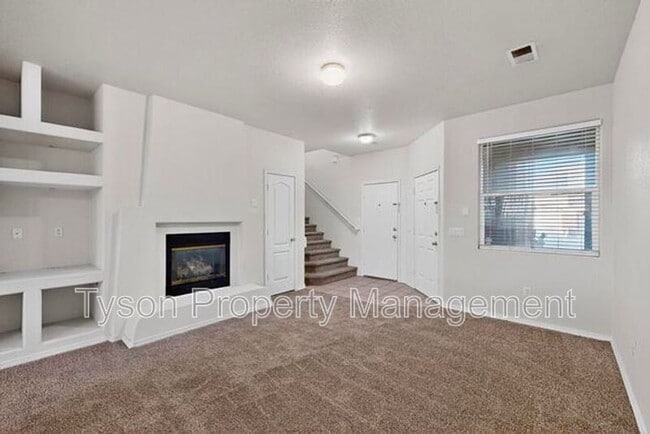 Building Photo - 6520 Los Pueblos Pl NW