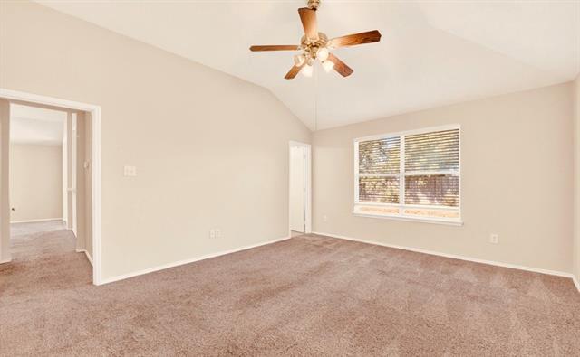 Building Photo - 9100 Warren Dr