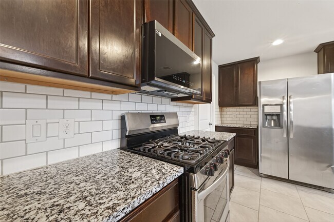 Building Photo - 18343 Stablewood Manor Trail