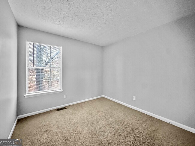 Building Photo - 7011 Grinder Dr