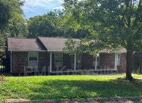 Building Photo - 612 W Meadecrest Dr