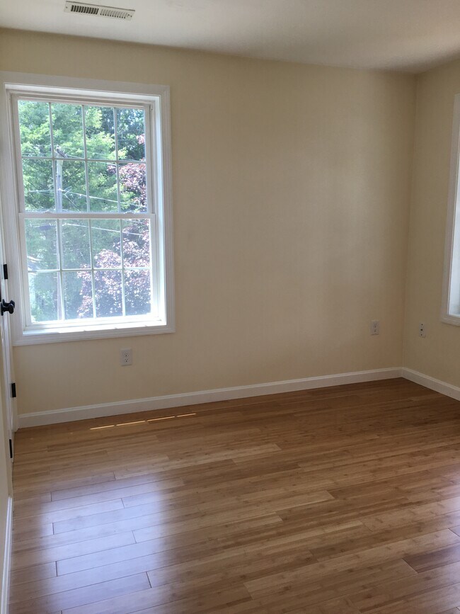 bedroom - 12 Cranberry Rd