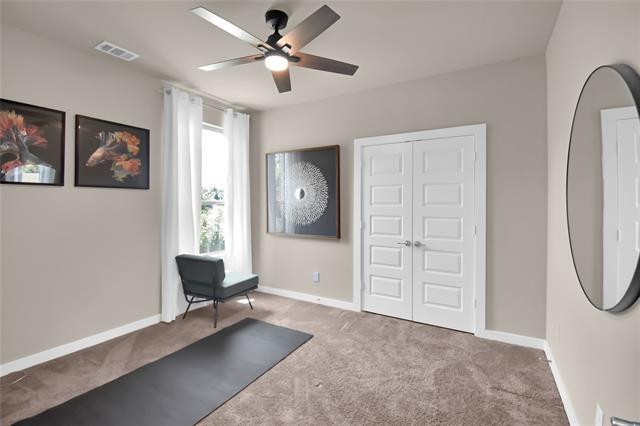 Building Photo - 1901 Crestwood Ln