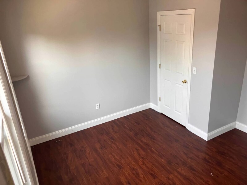 Building Photo - 69 Bennett St