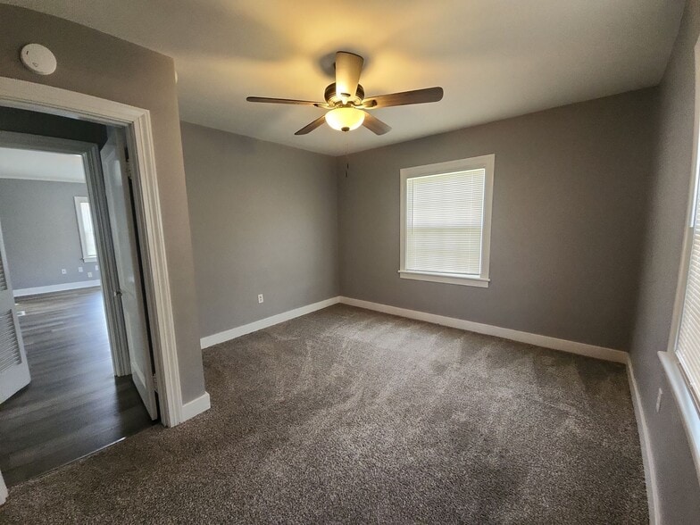 Building Photo - 1056 Campbell St