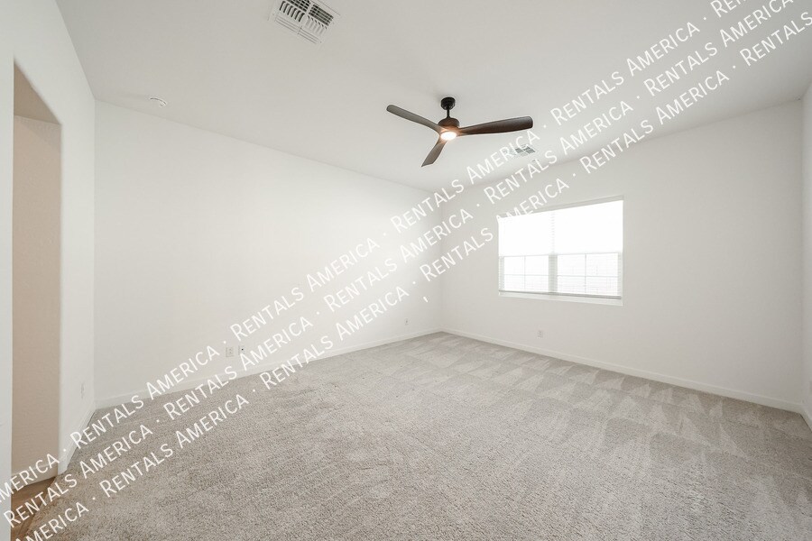 Building Photo - 3812 E Bartlett Way