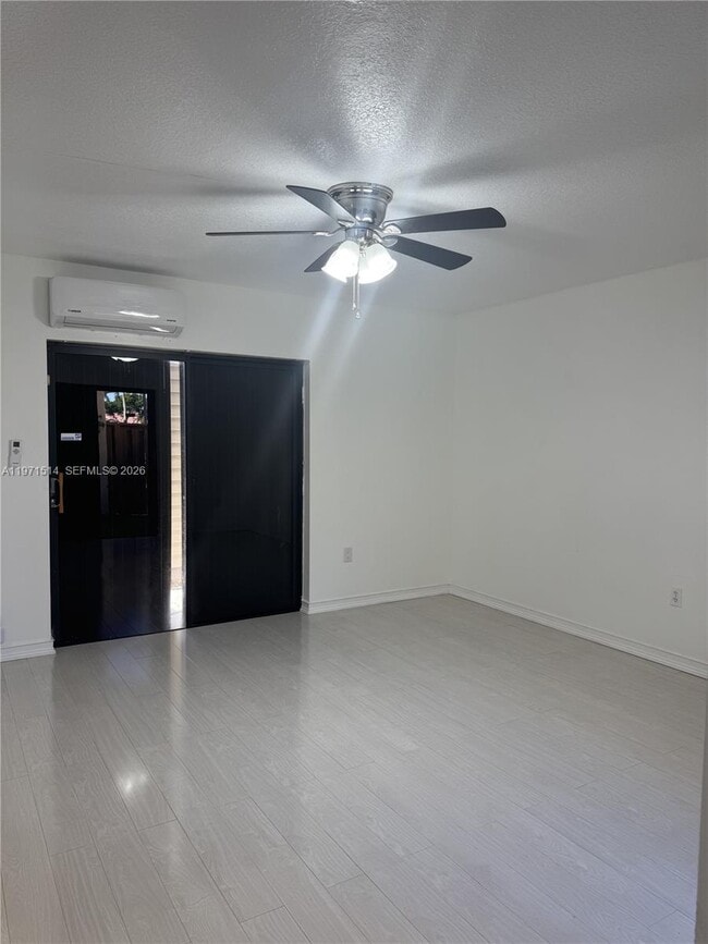 Building Photo - 17528 NW 66th Pl