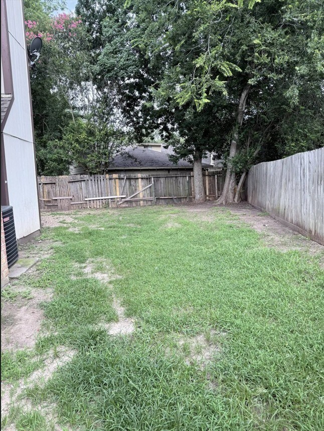 Building Photo - 3610 Timber Rock Ct