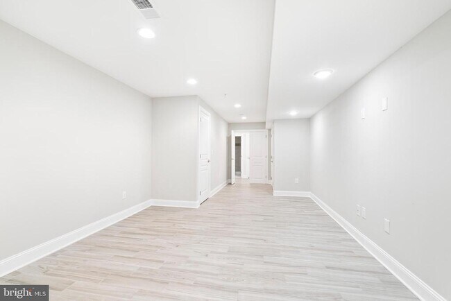 Building Photo - 1752 N 27th St