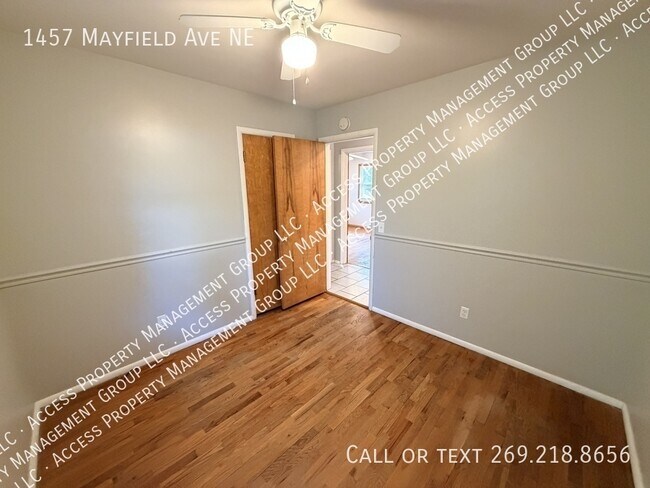 Building Photo - 1457 Mayfield Ave NE