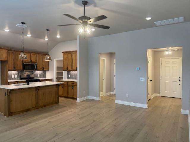 Building Photo - 8525 Cassian Dr