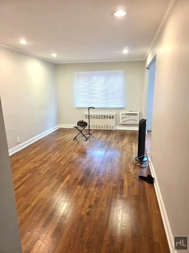 Building Photo - 58th DRIVE
