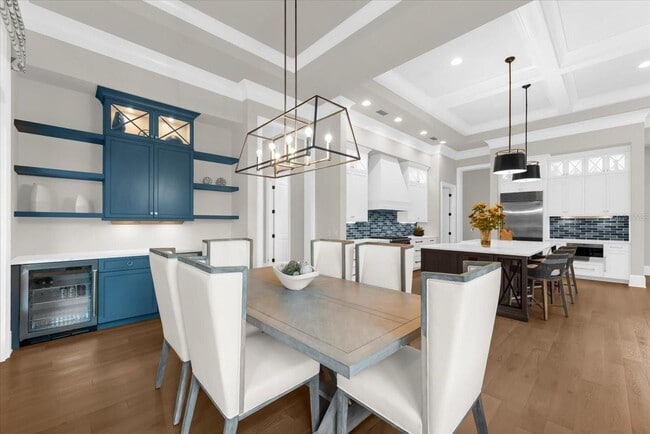 Building Photo - Private Estate Rental in The Concession