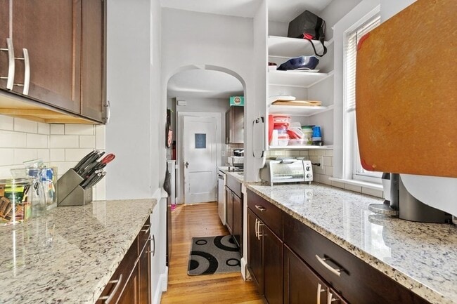 Building Photo - 28 Warwick Rd