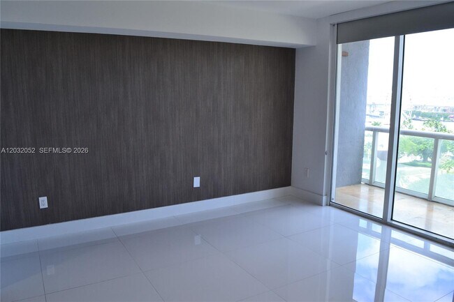 Building Photo - 50 Biscayne Blvd