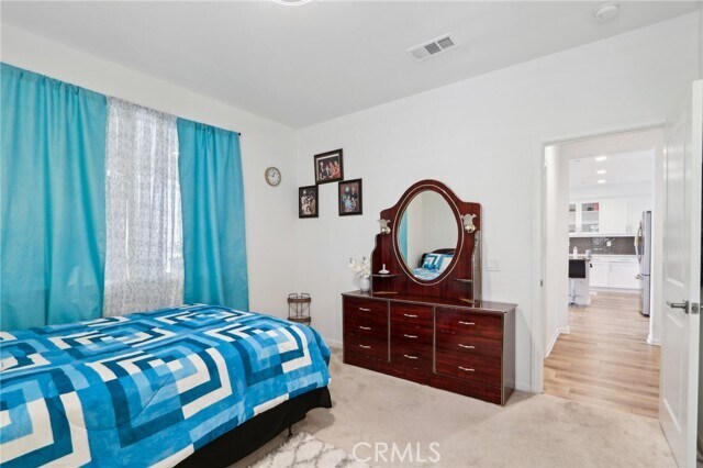 Building Photo - 25220 Golden Maple Dr
