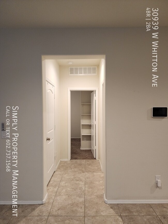 Building Photo - 30939 W Whitton Ave