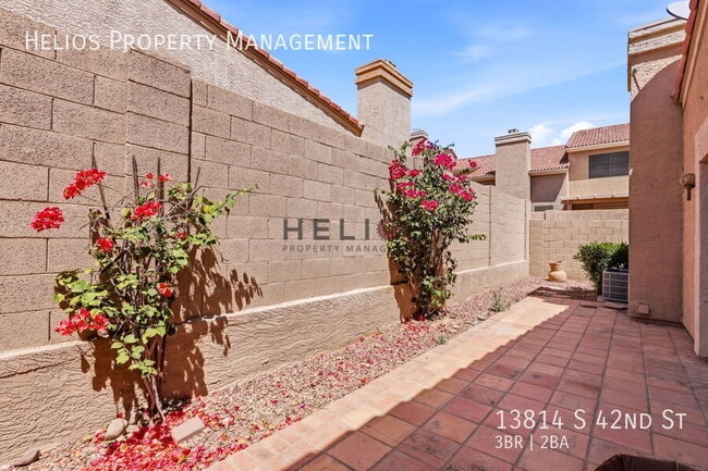 Building Photo - 13814 S 42nd St