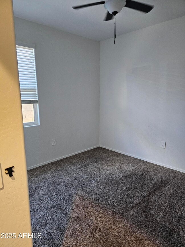 Building Photo - 36565 W Santa Monica Ave