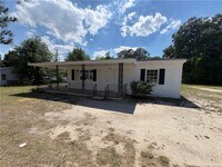 Building Photo - 2690 Belhaven Rd