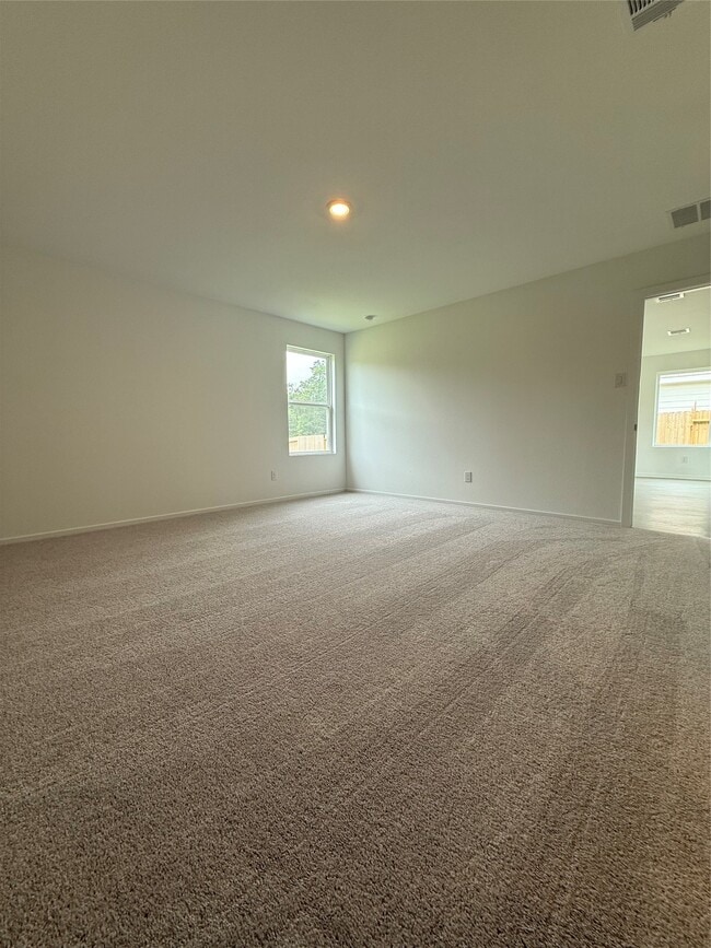 Building Photo - 335 Parkin Ct