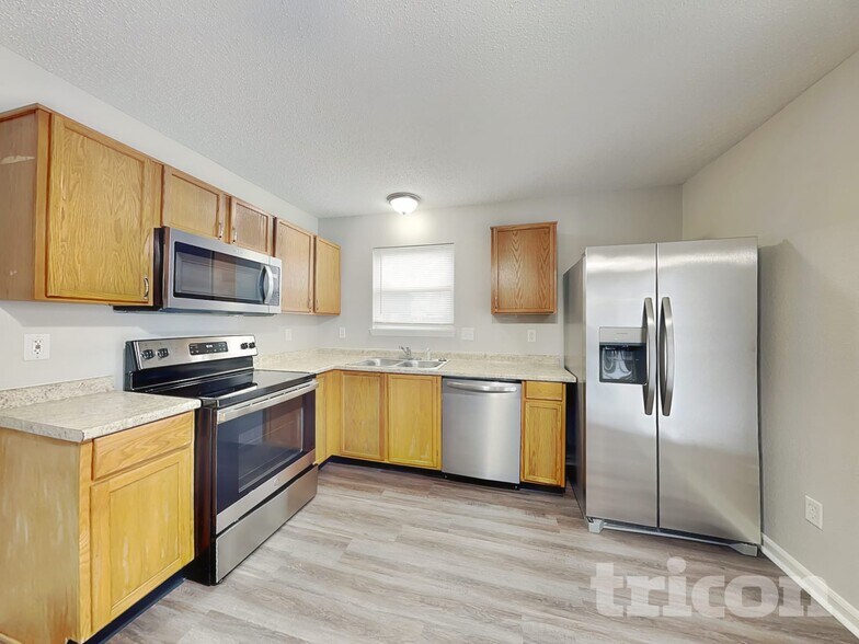 Building Photo - 10510 Candy Apple Ln