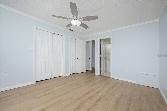 Building Photo - 2608 Hidden Lake Dr N
