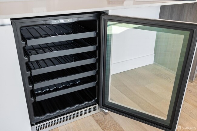 Building Photo - 1 Bristol Court