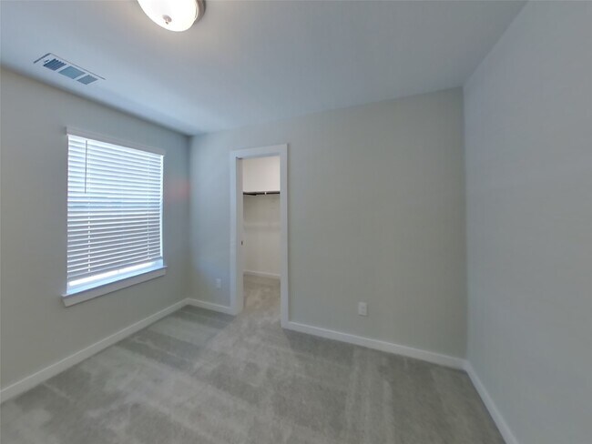 Building Photo - 22817 Terrazzo Dr