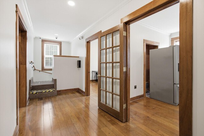 Building Photo - 823 McCallie Ave