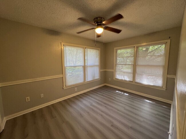 Building Photo - 3500 Sturgis Ln