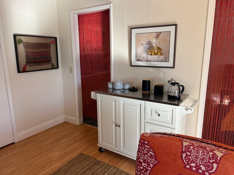 Building Photo - 490 El Granada Blvd