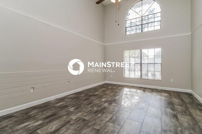 Building Photo - 3 Bedroom Pet-Friendly Home in APOPKA, FL with Main Street Renewal