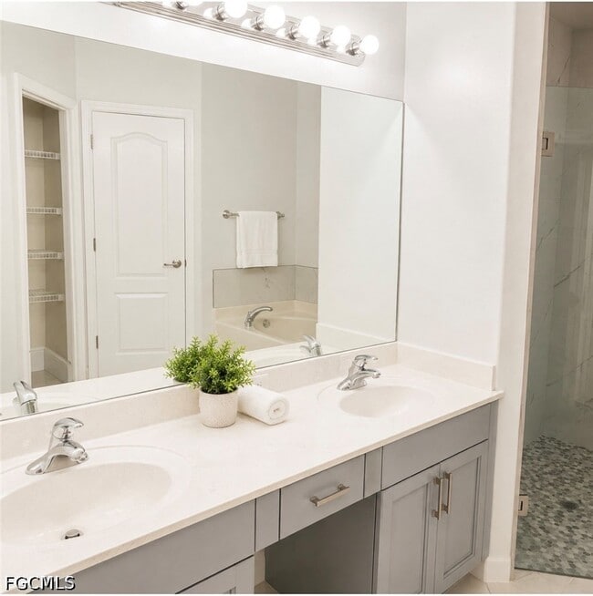 Building Photo - 9561 Blue Stone Cir